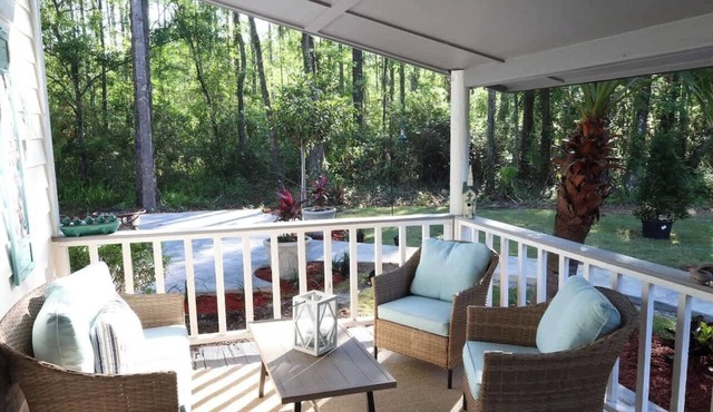 A Serene Cottage Escape on 7 Acres St Augustine in St. Augustine