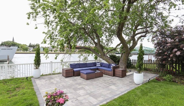 A slice of New Haven charm. Newly renovated riverfront home built in 1885.