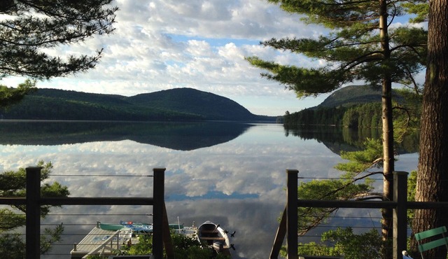 Acadia cottage on Long Pond 20 ft to Water, 2 cottages, Sleeps 4