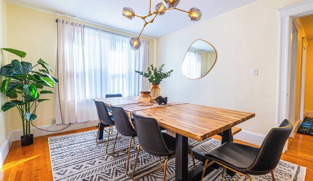 Adams Village 6-Bed Apt: City Perks, Suburban Vibe