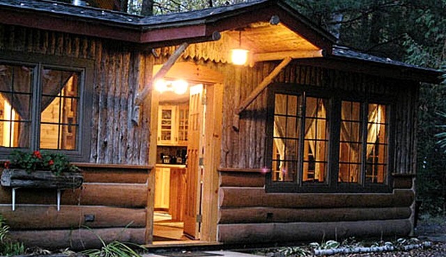 All Season Romantic One-Room Cabin on Moody Pond, in Upstate New York