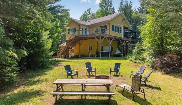 Amazing 4 bed M-Tremblant region