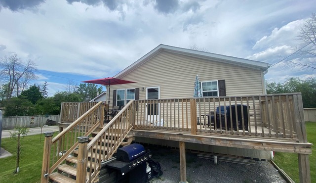 An hour north of Toronto for a Family friendly lake escape to Willow Beach!