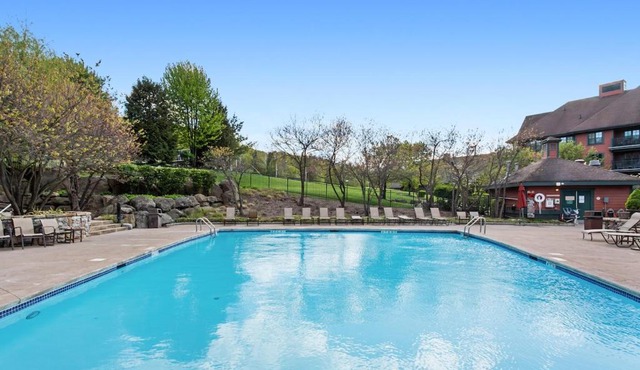 Appalachian Hotel, LARGE 1BR at Mountain Creek resort