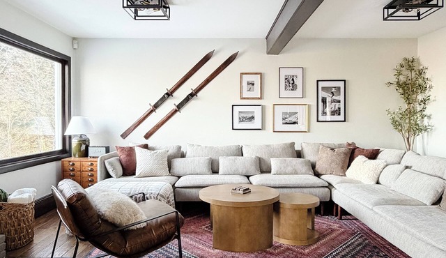 Après Lodge: 5BR 7 mins from Stratton with hot tub, sauna, fire pit, views