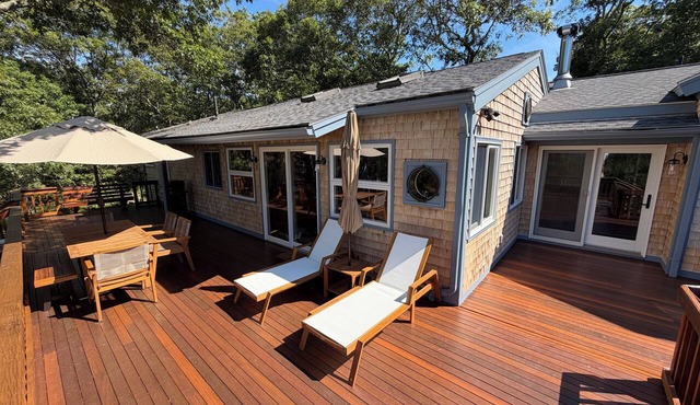 Aquinnah Home by Lobsterville Beach w/Ocean Views