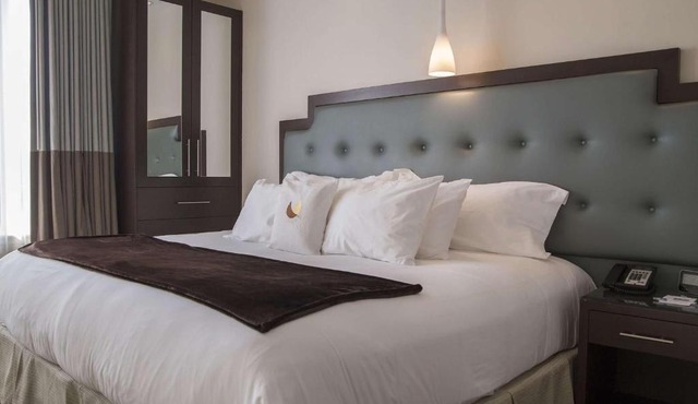 Aura Hotel Brooklyn
