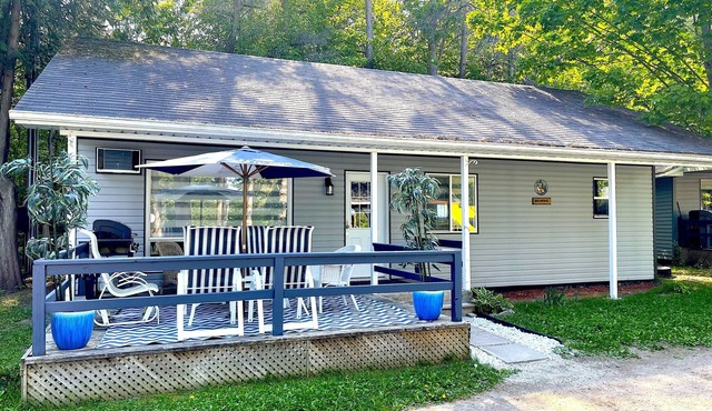 "Balmoral" Cottage