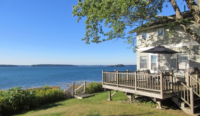 Bay Vista - 3BR, 2BA waterfront home with sunset views over Middle Bay