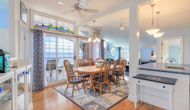 Beachfront Family Penthouse with Stunning Views