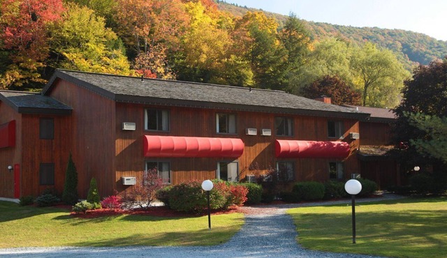 Beautiful 1 bedroom unit at resort, sleeps 6