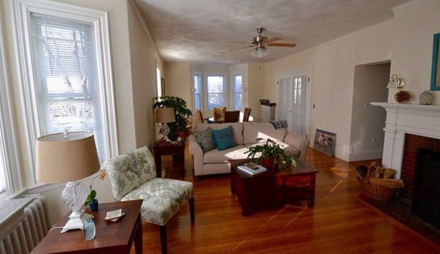 Beautiful 1900 Victorian 1.5 blocks to ocean!!!! in Beverly
