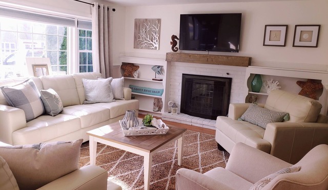 Beautiful Beach Home, close to Mayflower & several Dennis Beaches, north of 6A