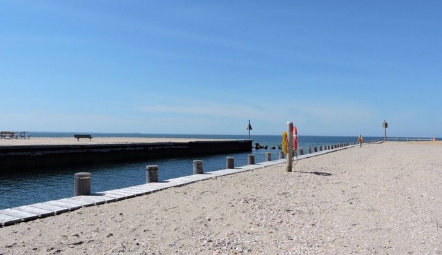 Beautiful brand new 4 bedroom 3 bath home in East Hampton's Clearwater Beach.