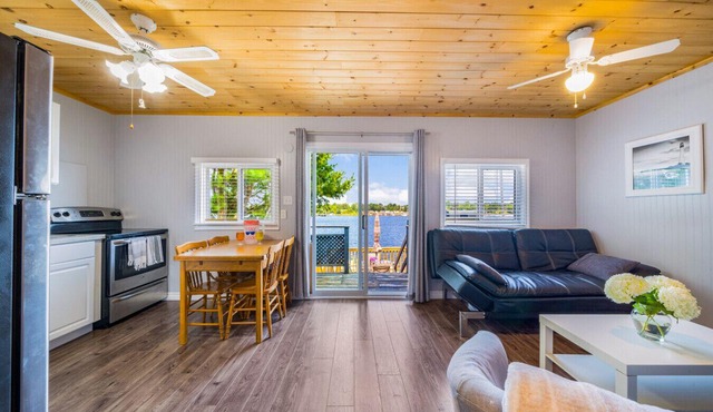 Beautiful Georgian Bay Cottage