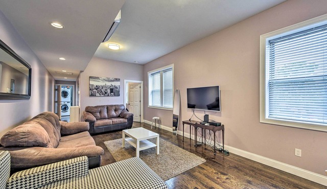 Boston Apartment < 10 Mi to Top Universities