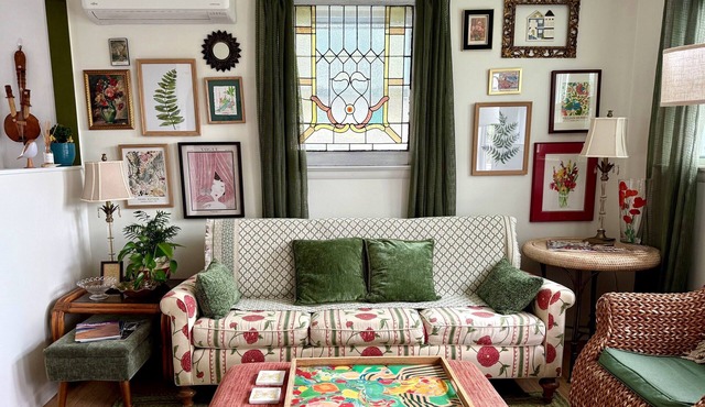 Botanical 2BR, steps to Hawk Haven, near Beaches in rio grande