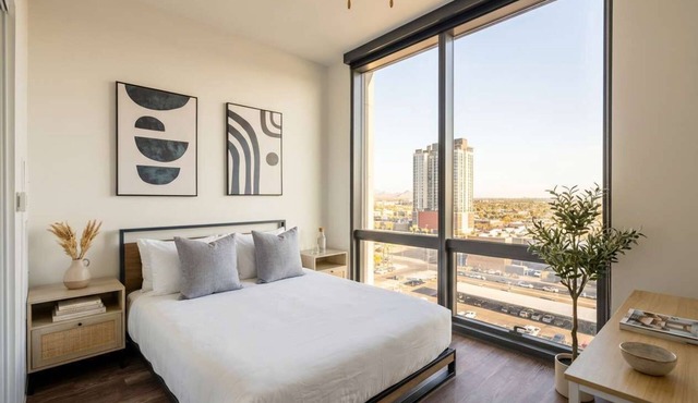 Boulevard Stays Studio Retreat Pool & Gym Included 1 in Phoenix