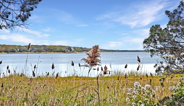 BRAND NEW LISTING! Roomy 4BD Waterfront Home-A/C, Deck, Association Beach Access