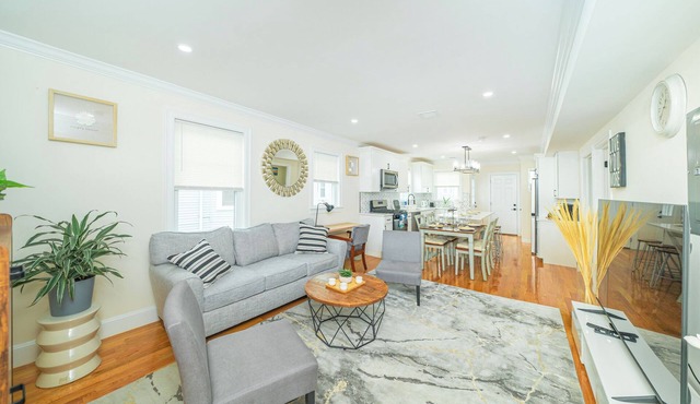 Brand-new Modern 4BR Boston Comfortable Apartment w/Parking Pet-Friendly - 80/2