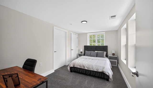 Bright and stylish fully furnished unit