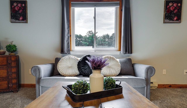 Bristol Condo Near Espn HQ & Lake Compounce!