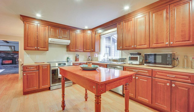 Bromley Mtn Outdoor Hub! Family Gem w/Game Room