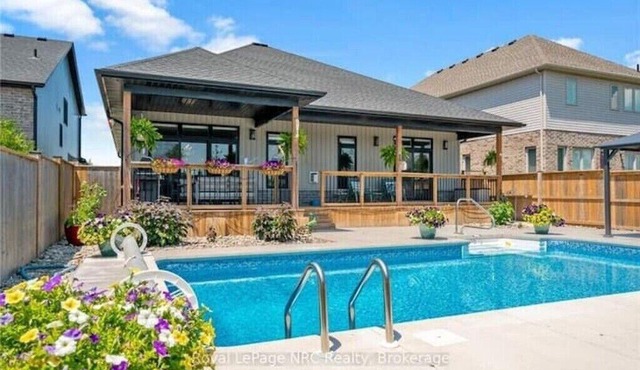 Bungalow at The Wn