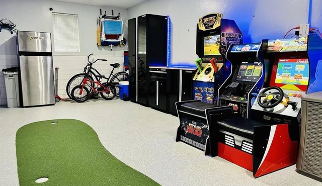 Canal Beach Home With Your Own Arcade!