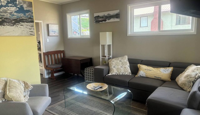 Cara’s Oasis in Trail