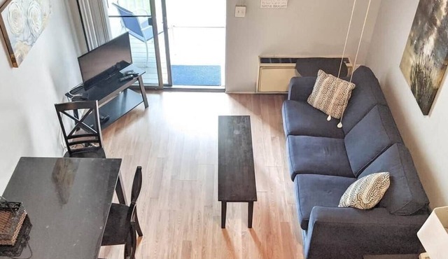 Cedar Lodge Condo w/Loft and private balcony