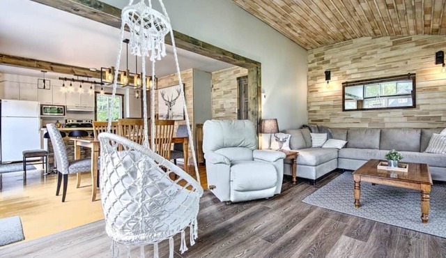 Chalet Blanc/Waterfront (kayak, paddle board) spa activities in Saint-Jean-de-Matha