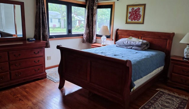 Charming 1-bedroom available in the house Burlington perfect for a cozy getaway