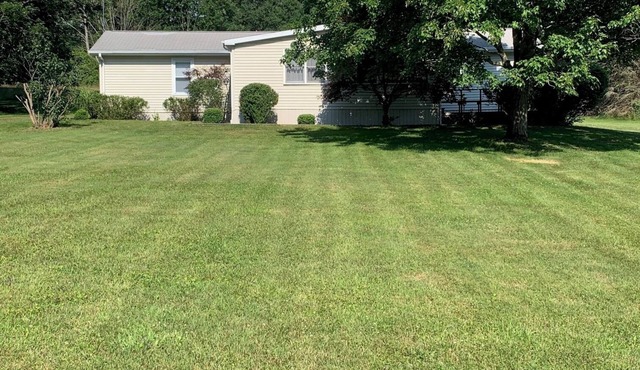Charming 2-bedroom house with WiFi, AC in serene Bemus Point