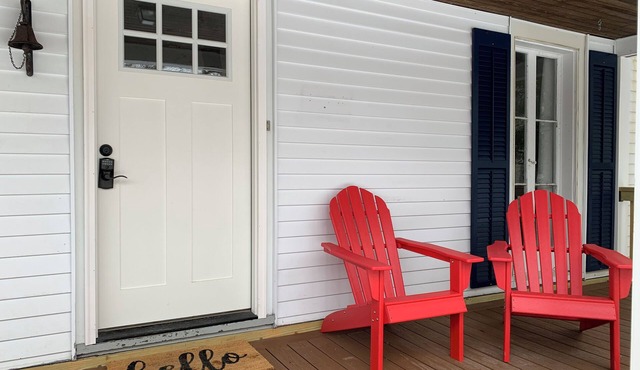 Charming 3-bedroom farmhouse in Lenox