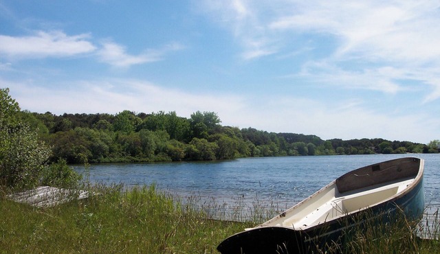 Charming 3-bedroom waterfront home in Eastham