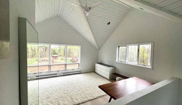Charming and private 3-bedroom home – minutes from West Point and Bear Mountain!