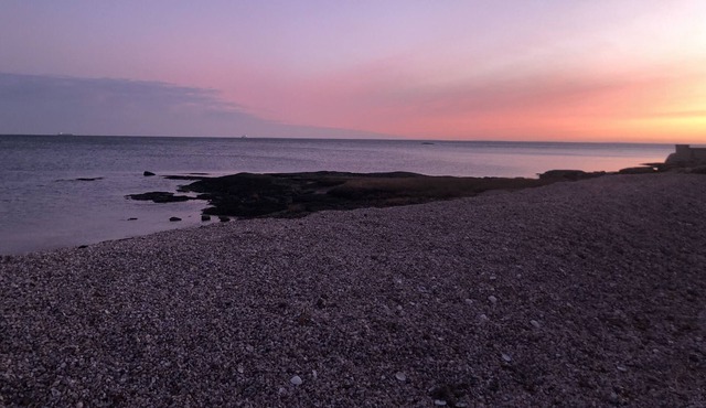 Charming beachhouse - 2 min walk to the beach