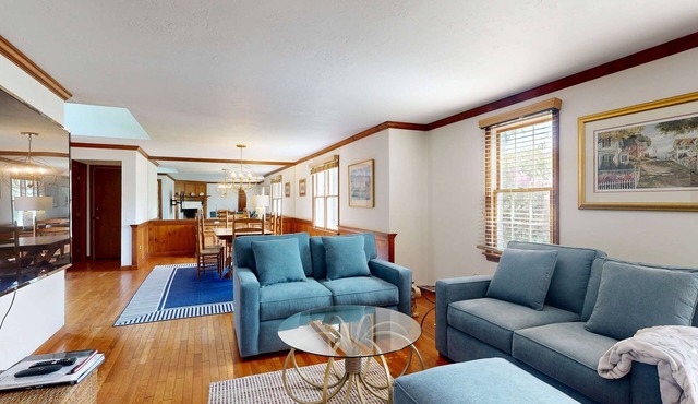 Charming Dog Friendly North Chatham Ranch