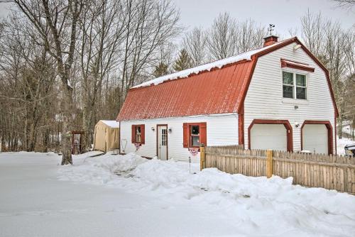 Charming Studio < 10 Miles to Wells' Beaches!