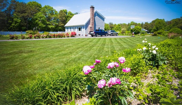 Cheerful residential home with beautiful outside area with heat swimming pool.