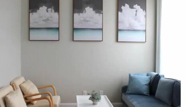 Chic, Renovated Brownstone in Prime DT Albany