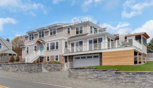 Coastal Beach House Escape