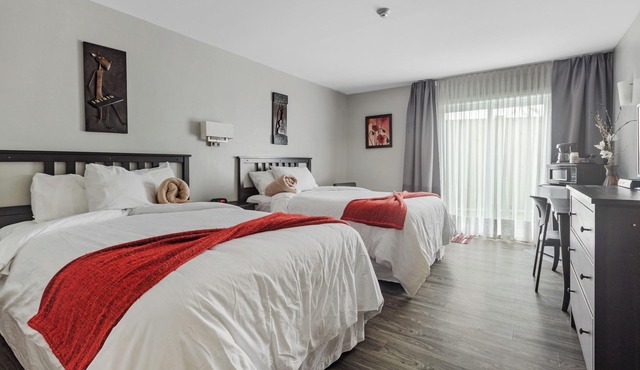 Comfortable & Affordable Stay at The Restauparc Motel. Your Home Away from Home