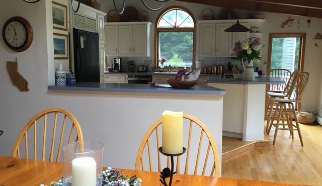Comfortable, beautiful, private 3 bedroom close to Saratoga Springs in Porter Corners