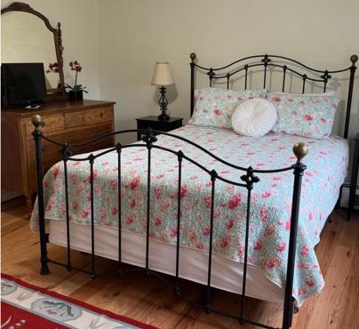 Cooper Hill Inn