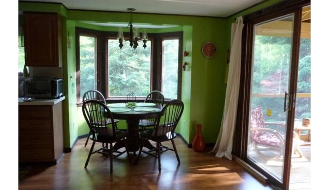 Cosy cottage close to N. Conway center