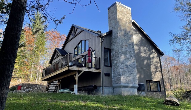 Cottage/Lake House - New - Beautiful views - Clean and comfortable