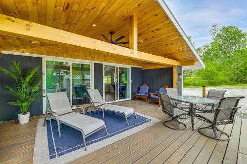 Couple’s Retreat w/Water Access to Lake Champlain