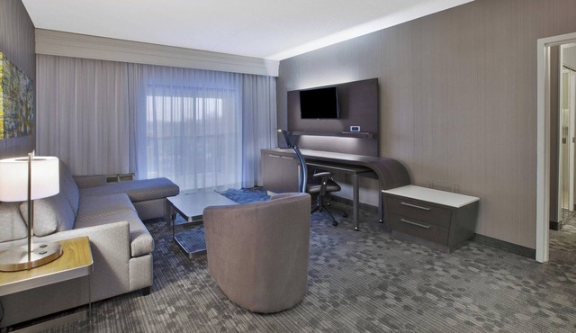 Courtyard Somerset by Marriott